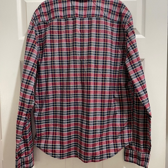 Fossil Men’s Classic Fit long sleeve button up size Large Red Plaid - Picture 4 of 5
